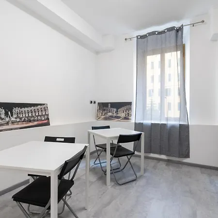 Pensjonat Amazing Near To Colosseo And Subway Rzym