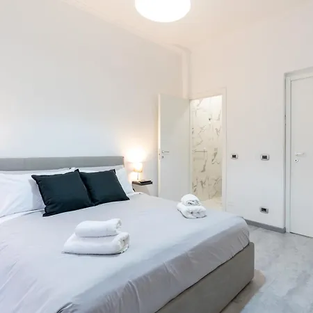 Amazing Near To Colosseo And Subway Rzym