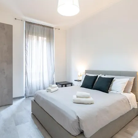 Amazing Near To Colosseo And Subway Rzym