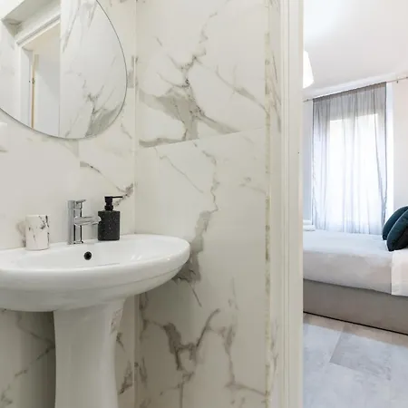בית הארחה Amazing Near To Colosseo And Subway