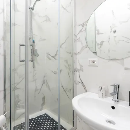 בית הארחה Amazing Near To Colosseo And Subway